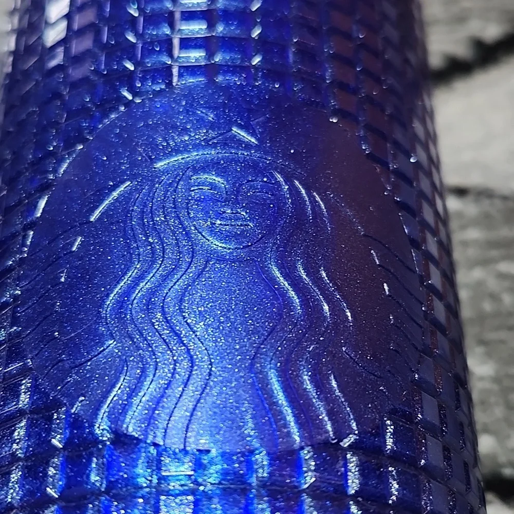 STARBUCK 2023 BLUE GLITTER GRID VENTI COLD CUP TUMBLER 24 OZ